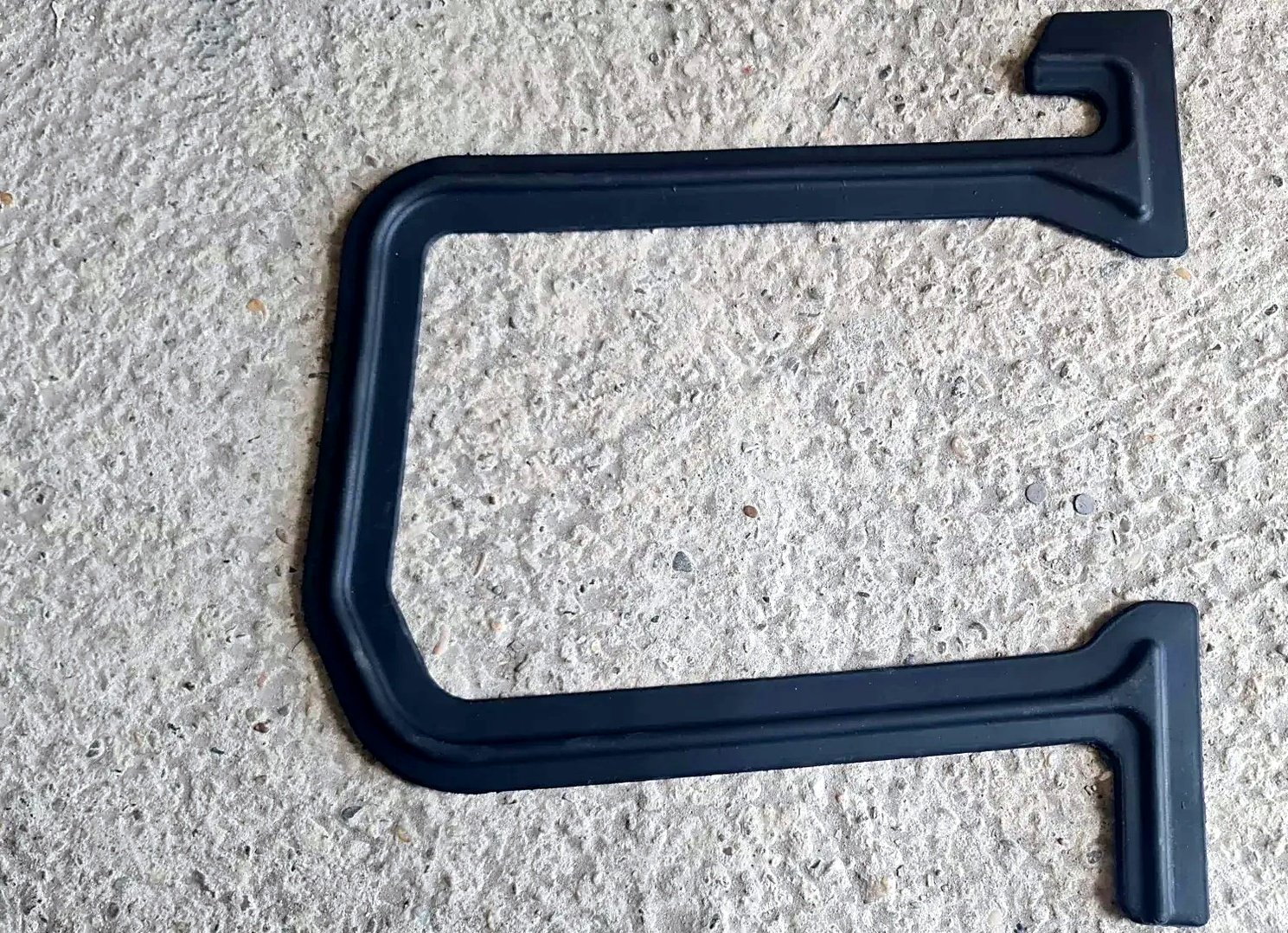 Rear suspension strut mount for Fiat Fiča