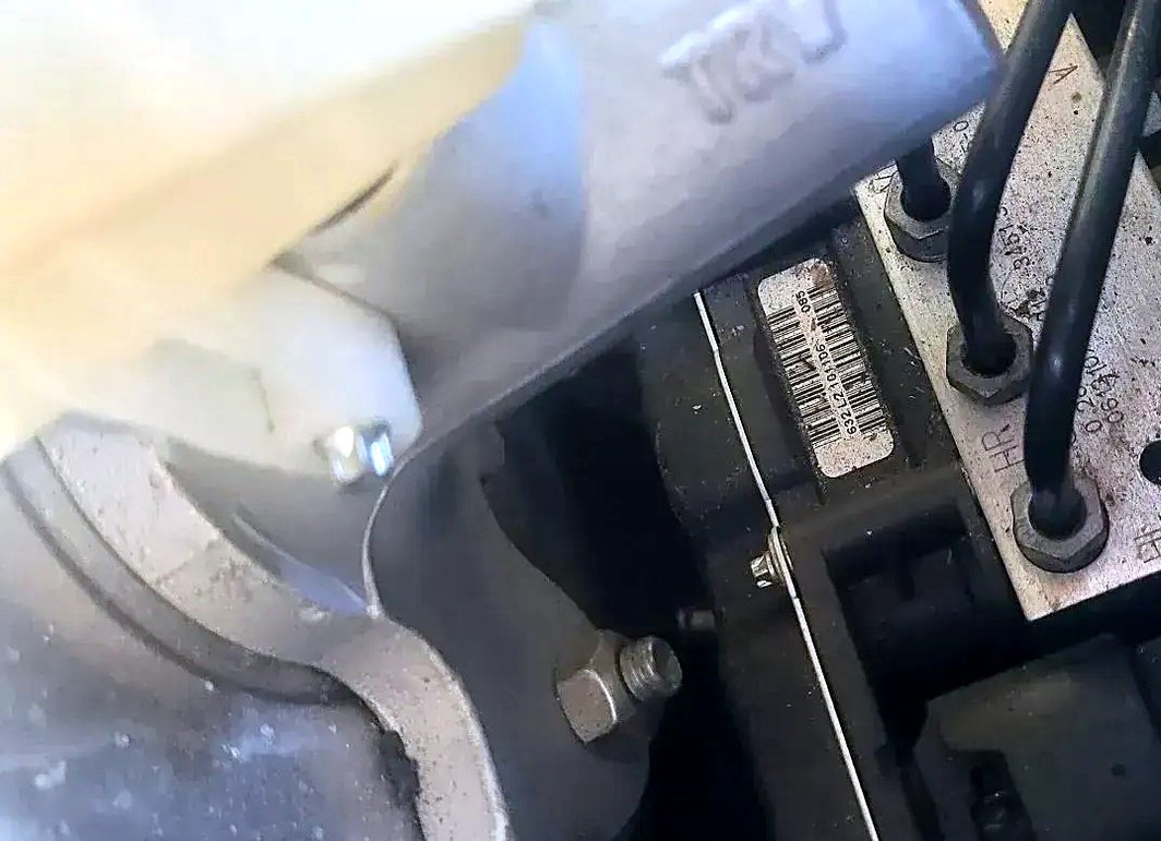 ABS control unit BMW X3 E83