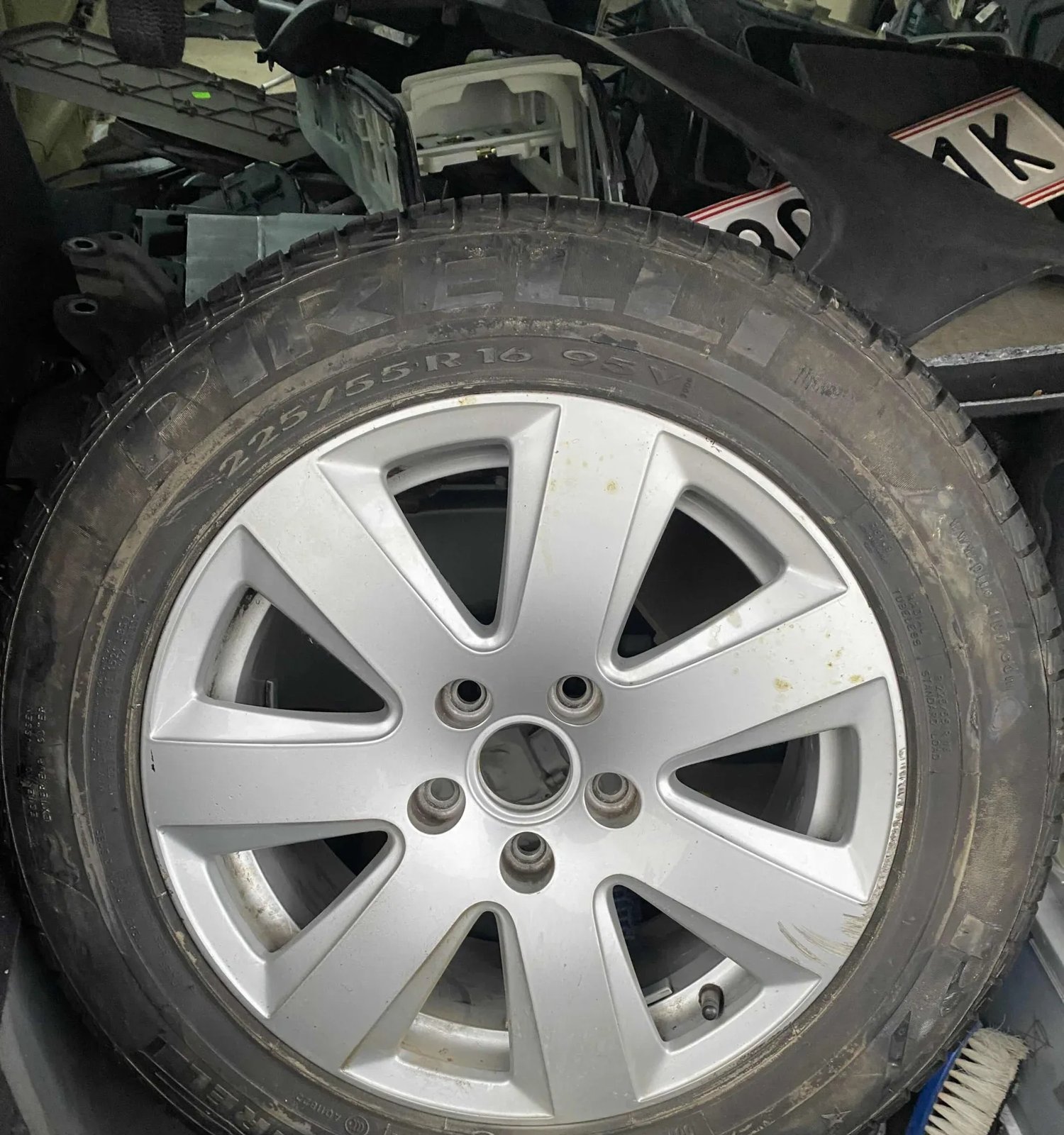 Audi A6 Wheel 16 inches 225/55 R16
