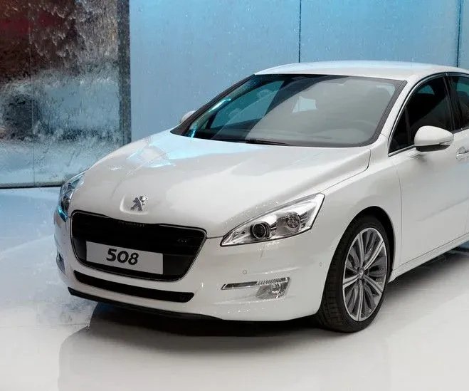 Kupujem Peugeot 508 za delove