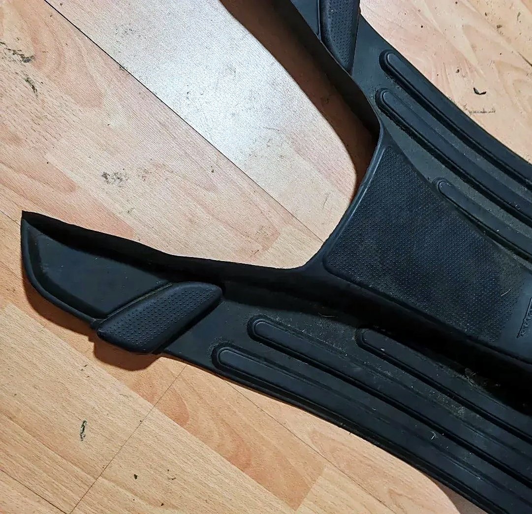 Vespa LX rubber mudguard