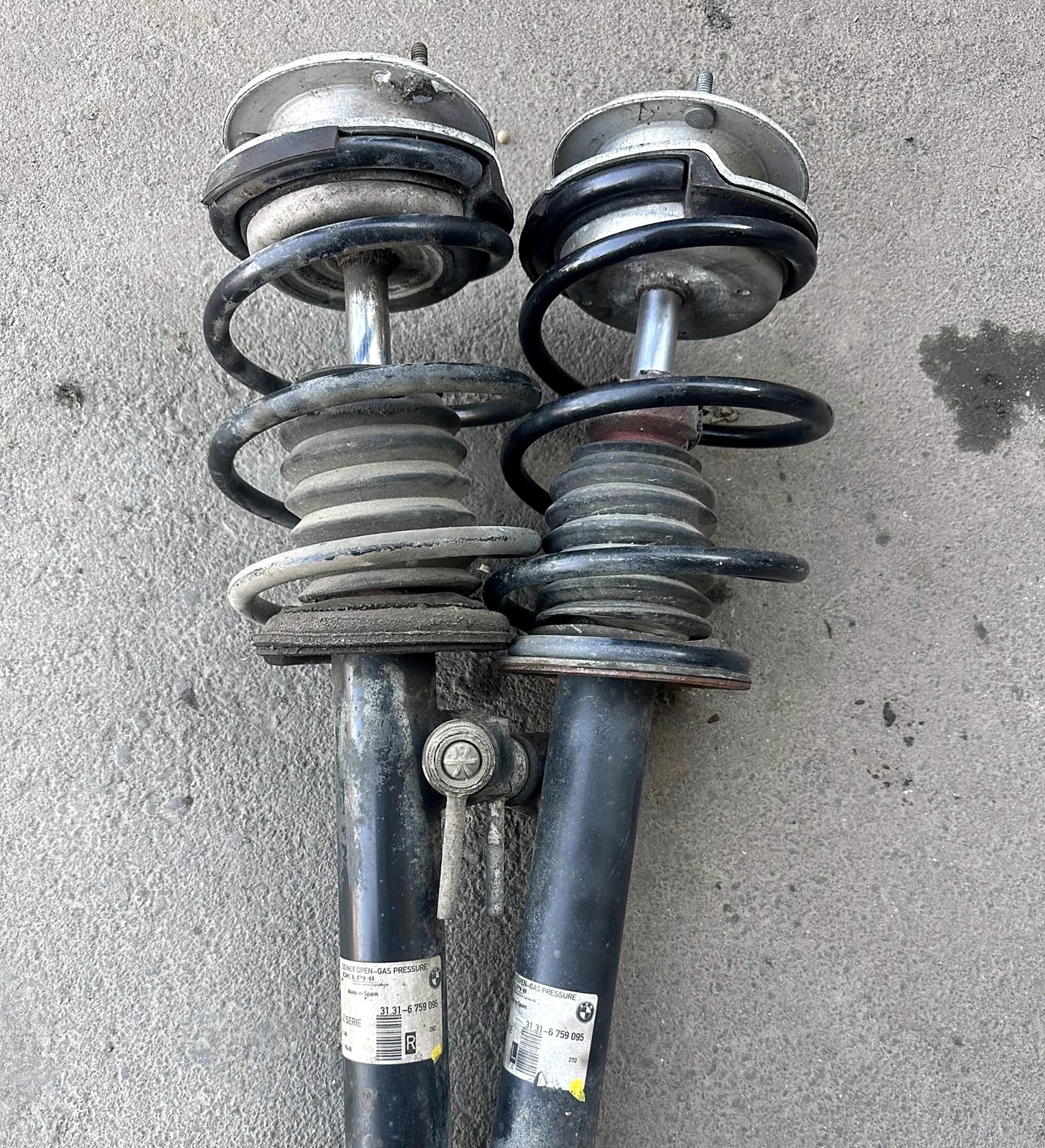 Prednji amortizeri BMW E46