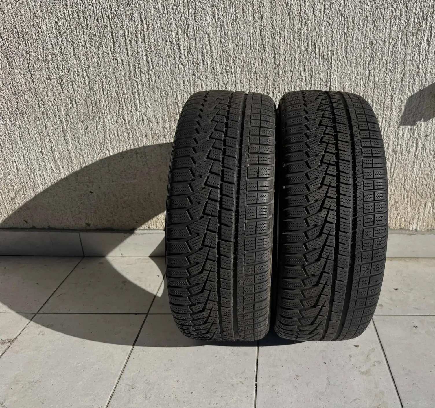 Hankook 215/45 R18 winter tyres