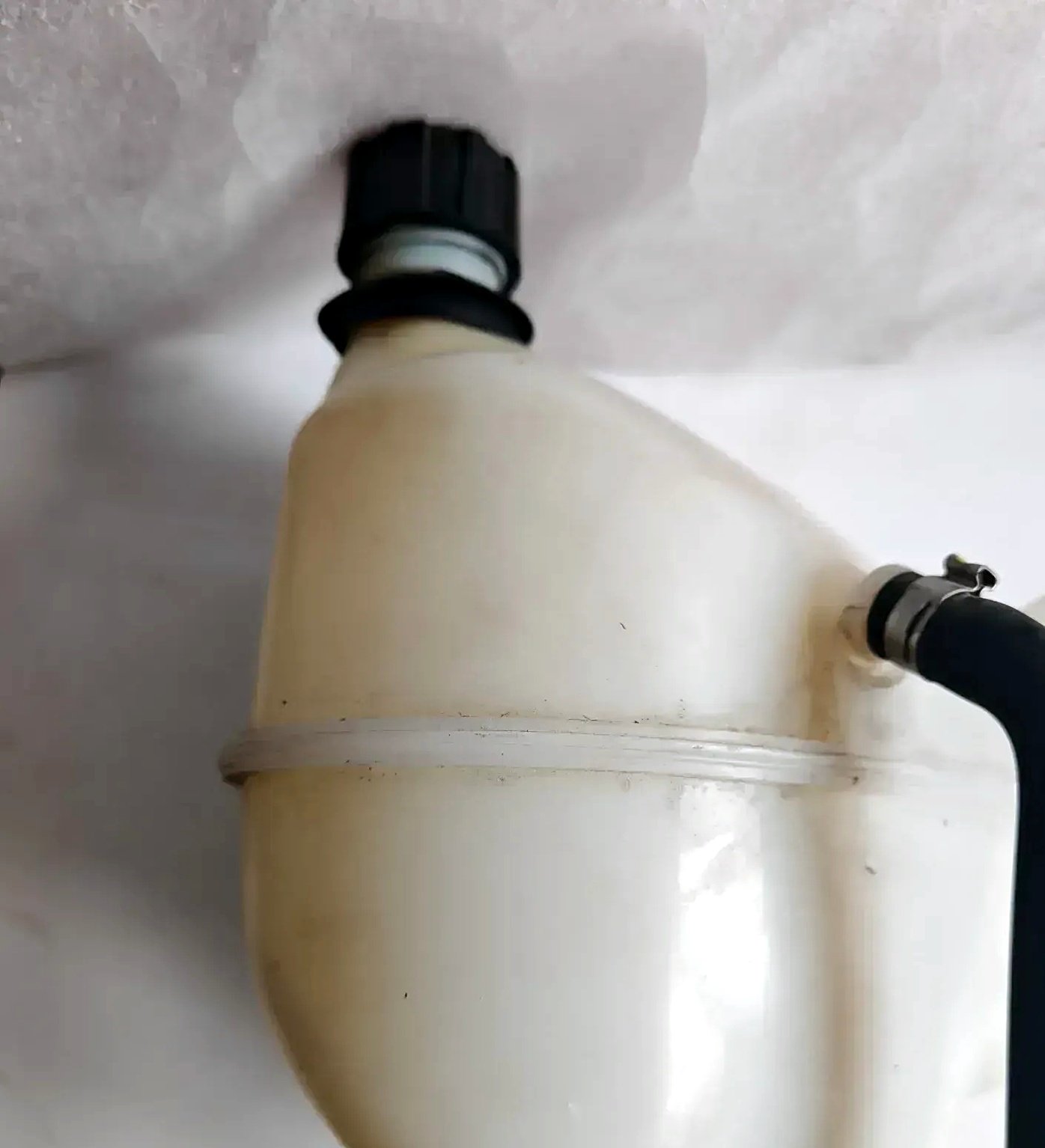 Coolant expansion tank Piaggio X10 674029