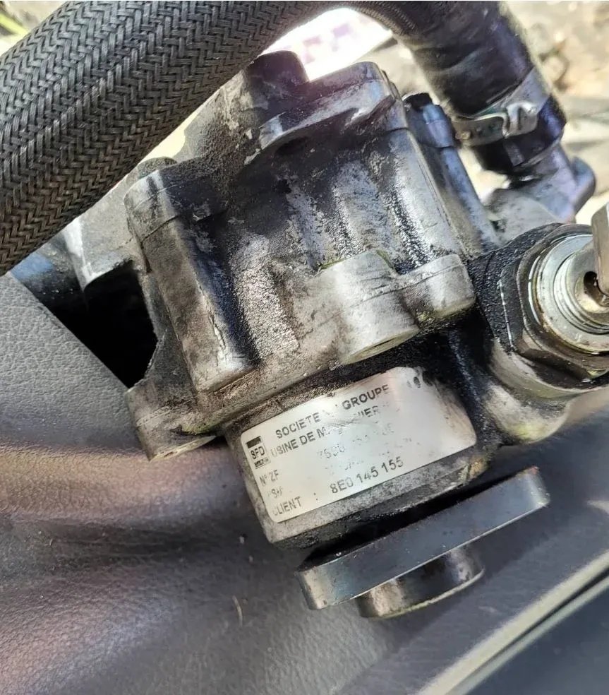 Power steering pump Audi A4 B6