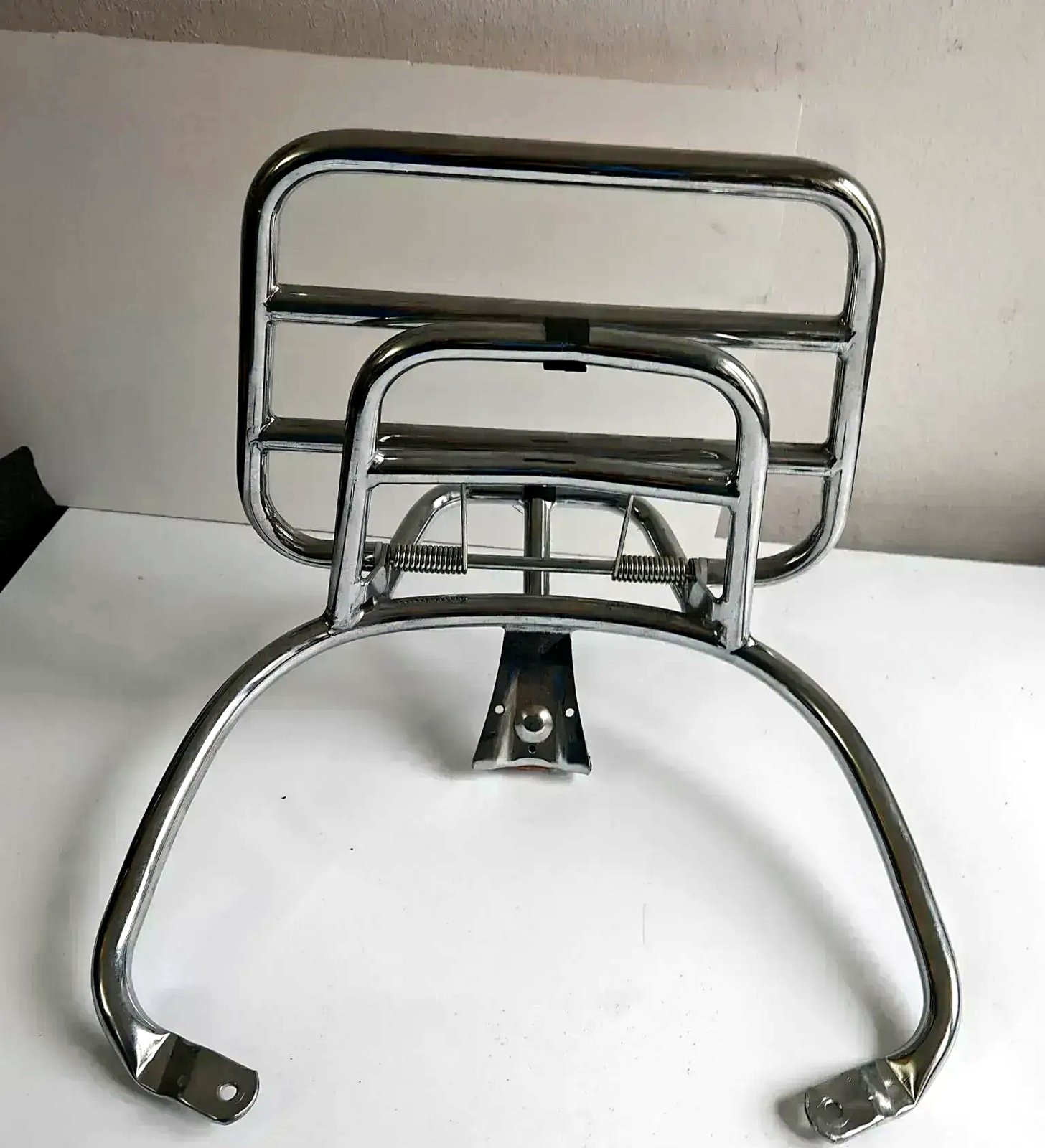 Zadnji paktreger Vespa Primavera Sprint