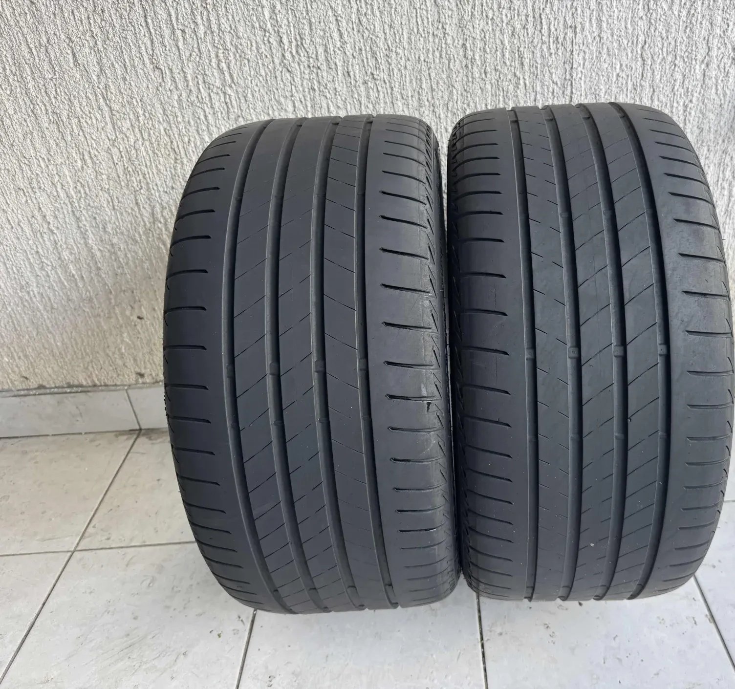 Bridgestone Letnje gume 275/35 R19