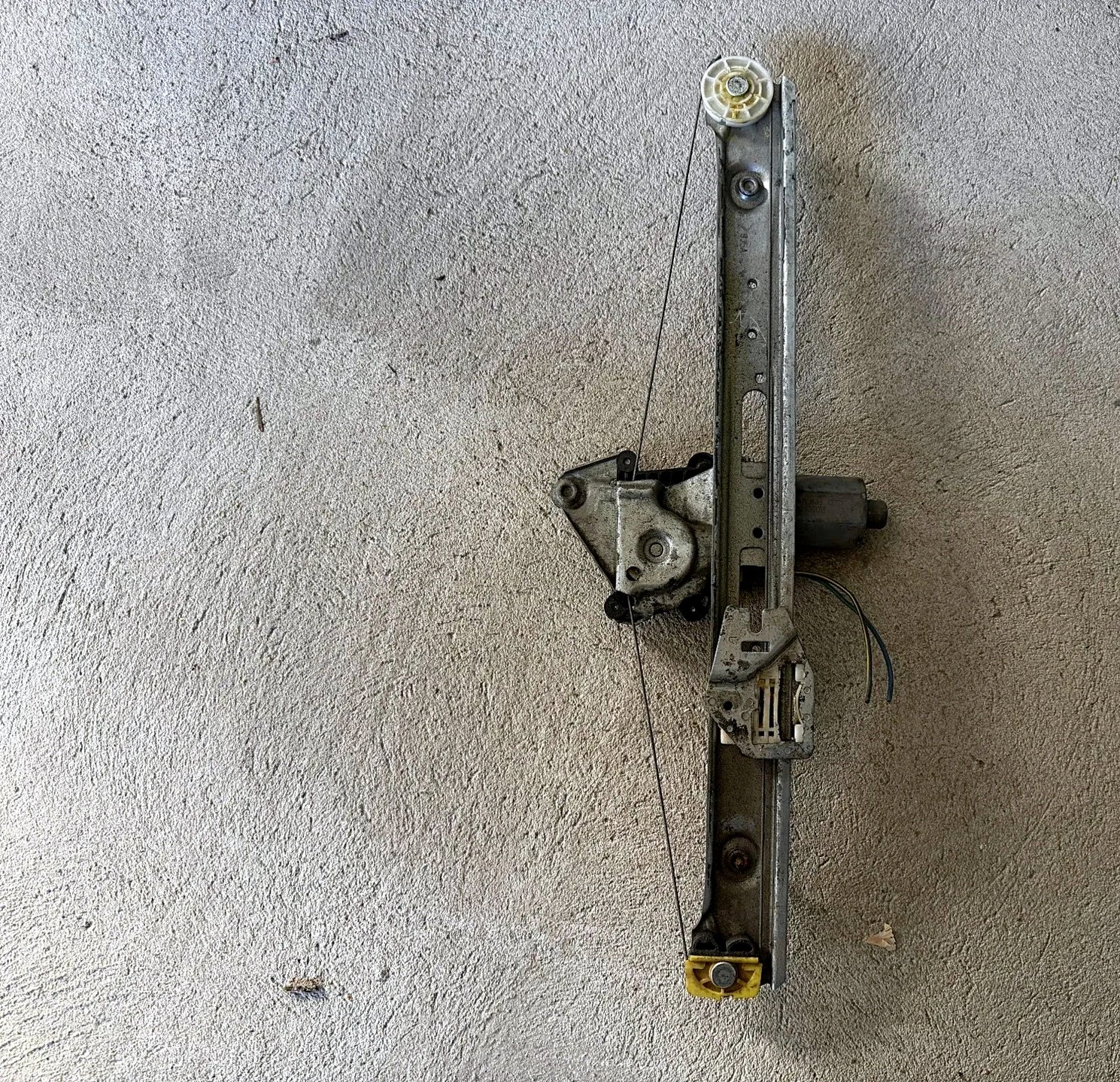 Rear left window regulator electric BMW E46