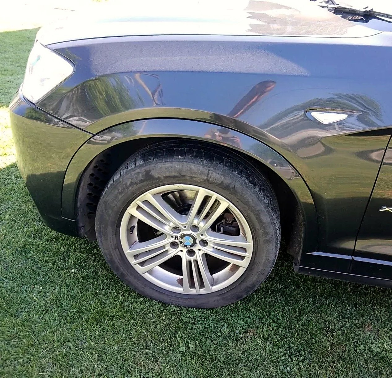 Levo prednje krilo BMW X3 F25