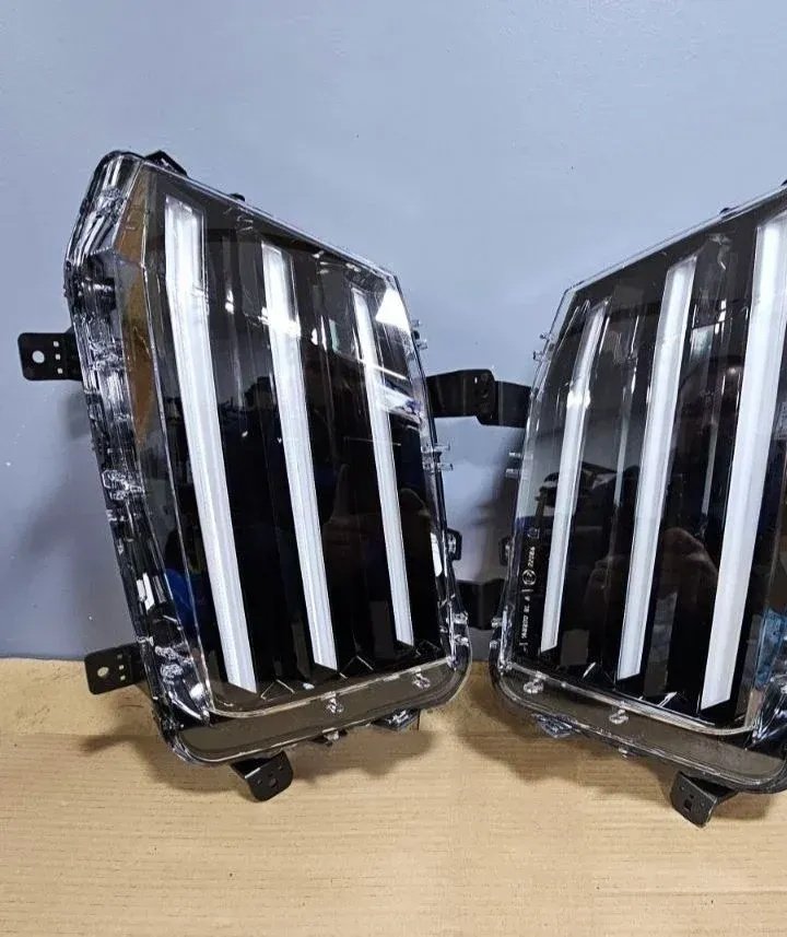Peugeot 208 Front Left LED Daytime Running Lights