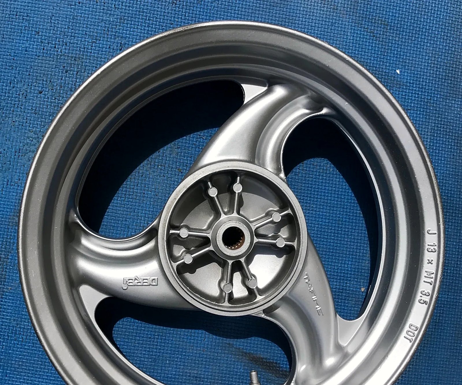 Rear rim 13x3.5 Derbi