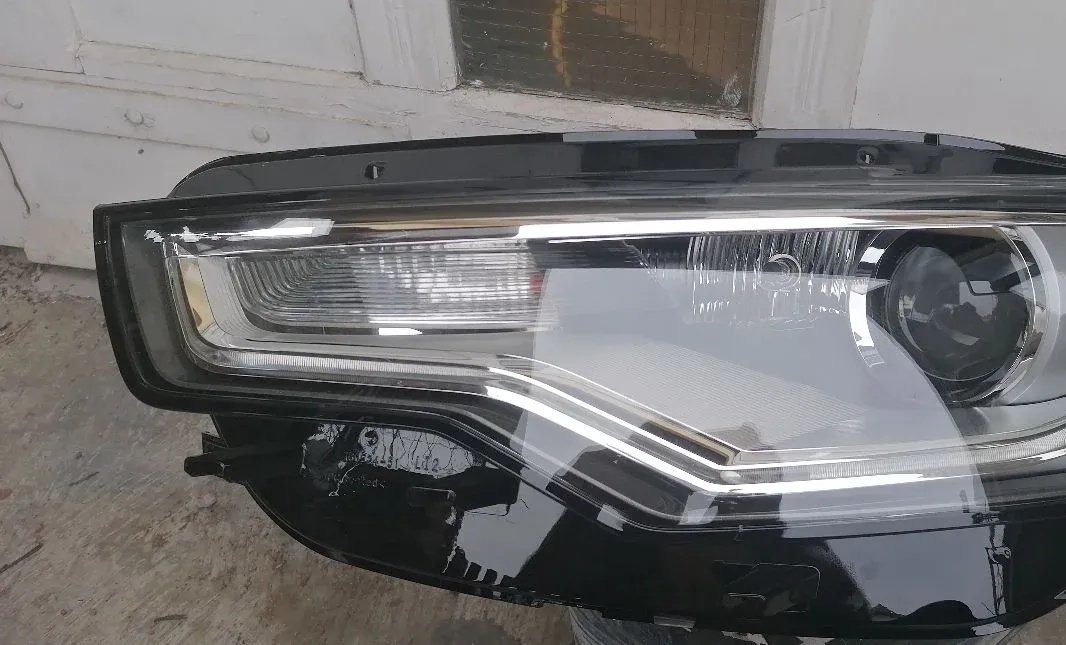 Front Left Xenon Headlight Audi A6 C7