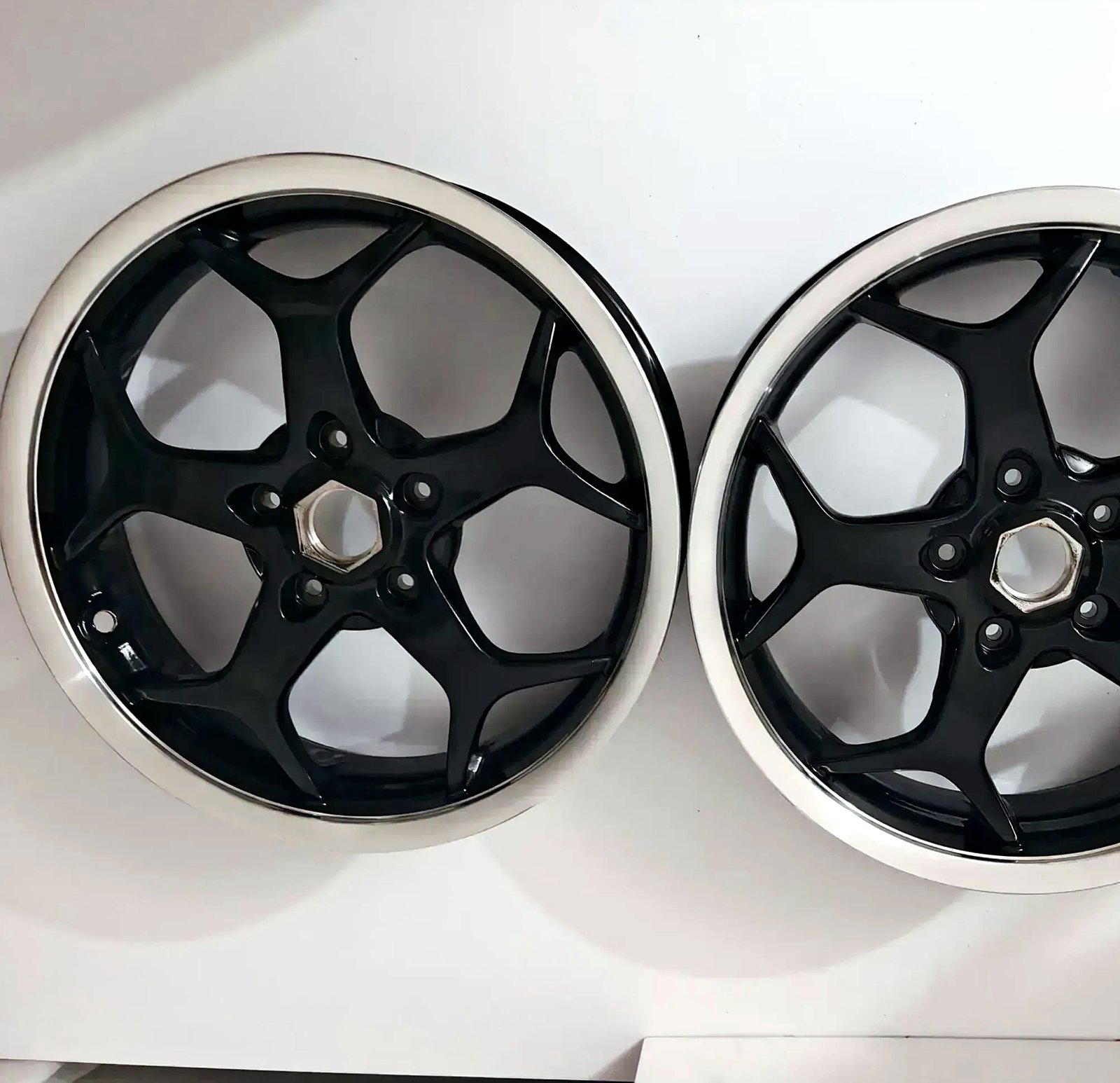 Original alloy wheels 13" Vespa GTS Piaggio MP3