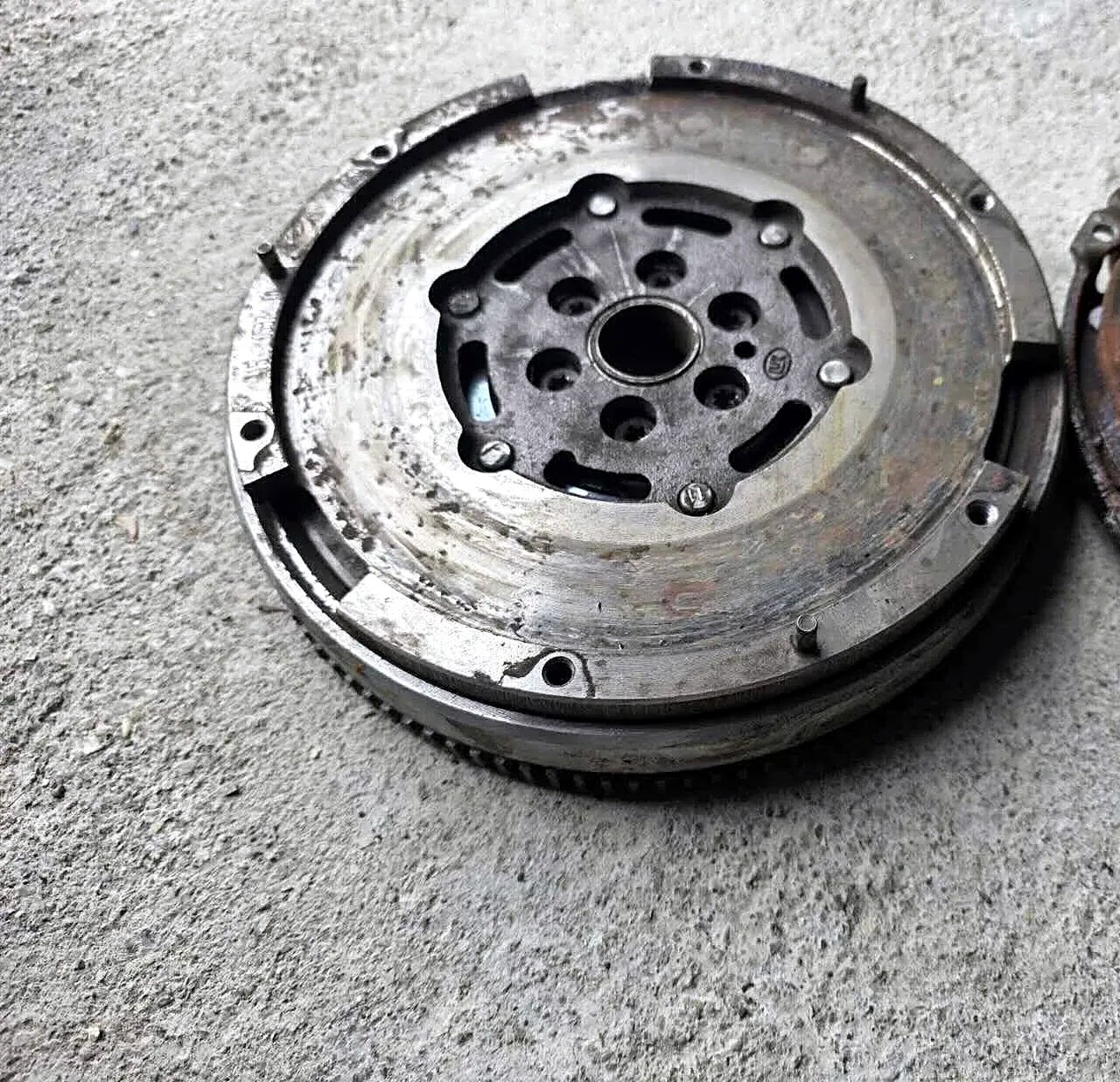 Flywheel Mazda 3 1.6 diesel
