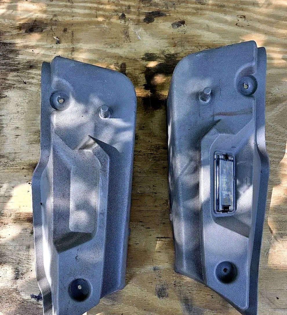 License plate bracket rear trunk Renault Megane 2