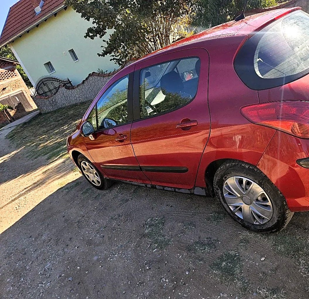 Peugeot 308 tail lights