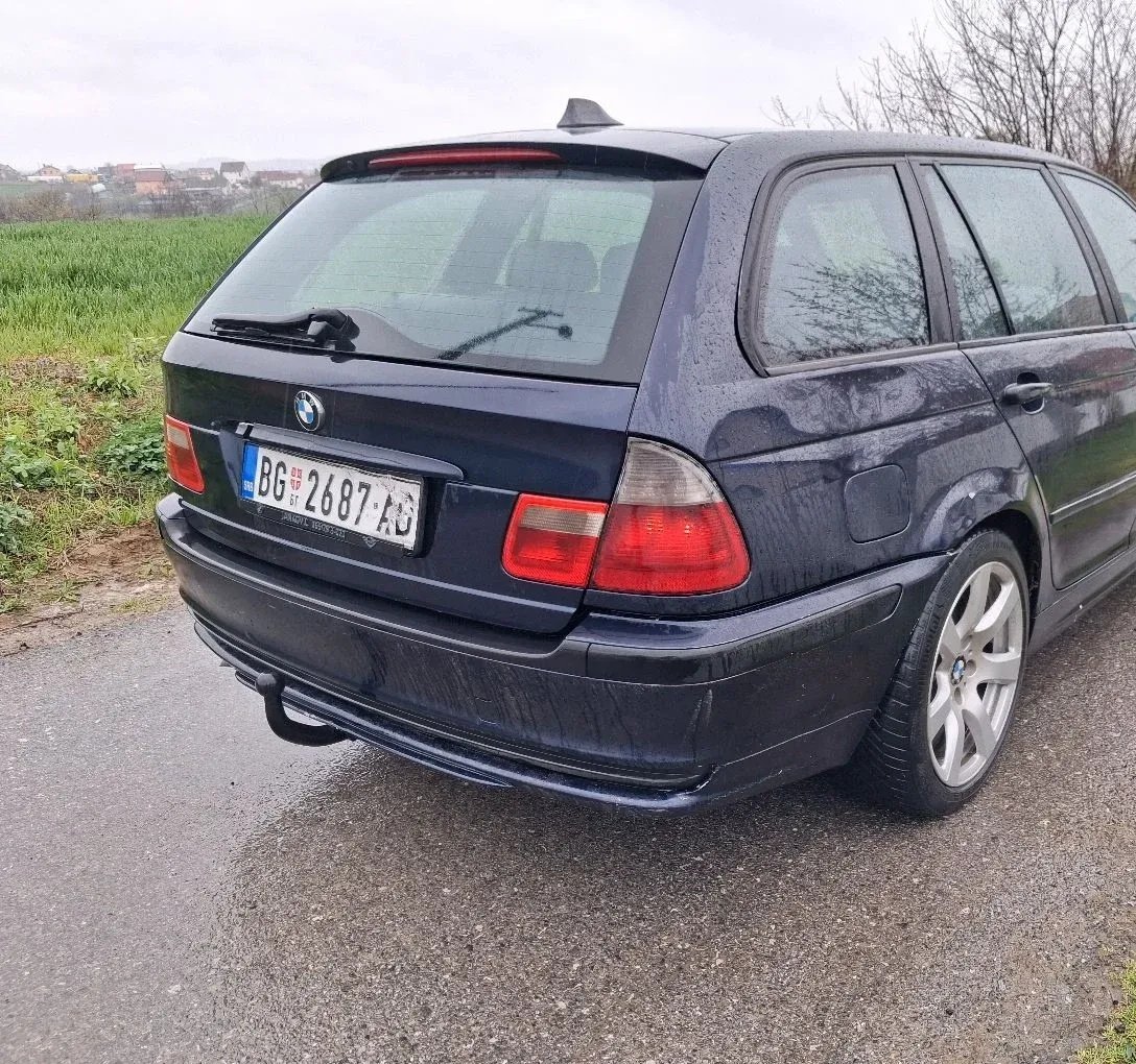 Zadnji branik BMW E46 Touring