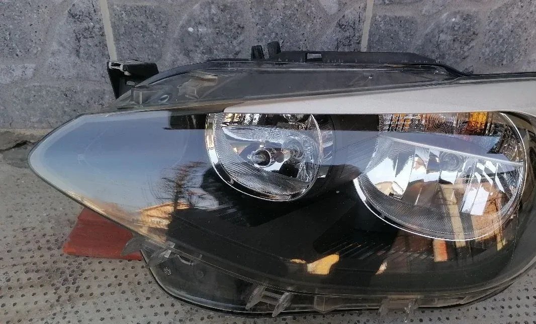 Front left halogen headlight BMW F20