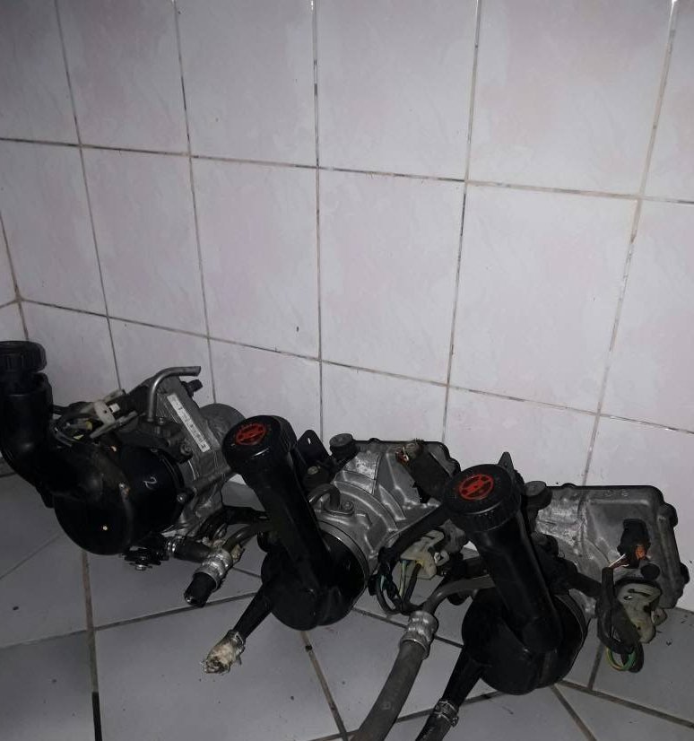 Power steering pump Peugeot 308 Citroen C4 Picasso