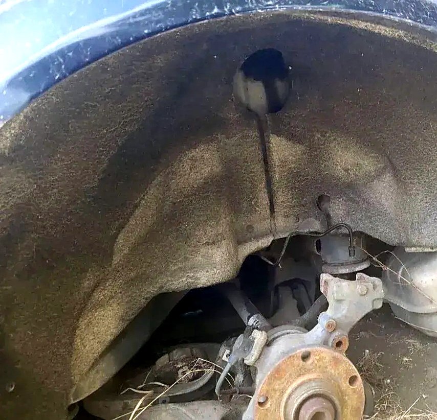 Podkrilo zadnje levo Audi A4 B6