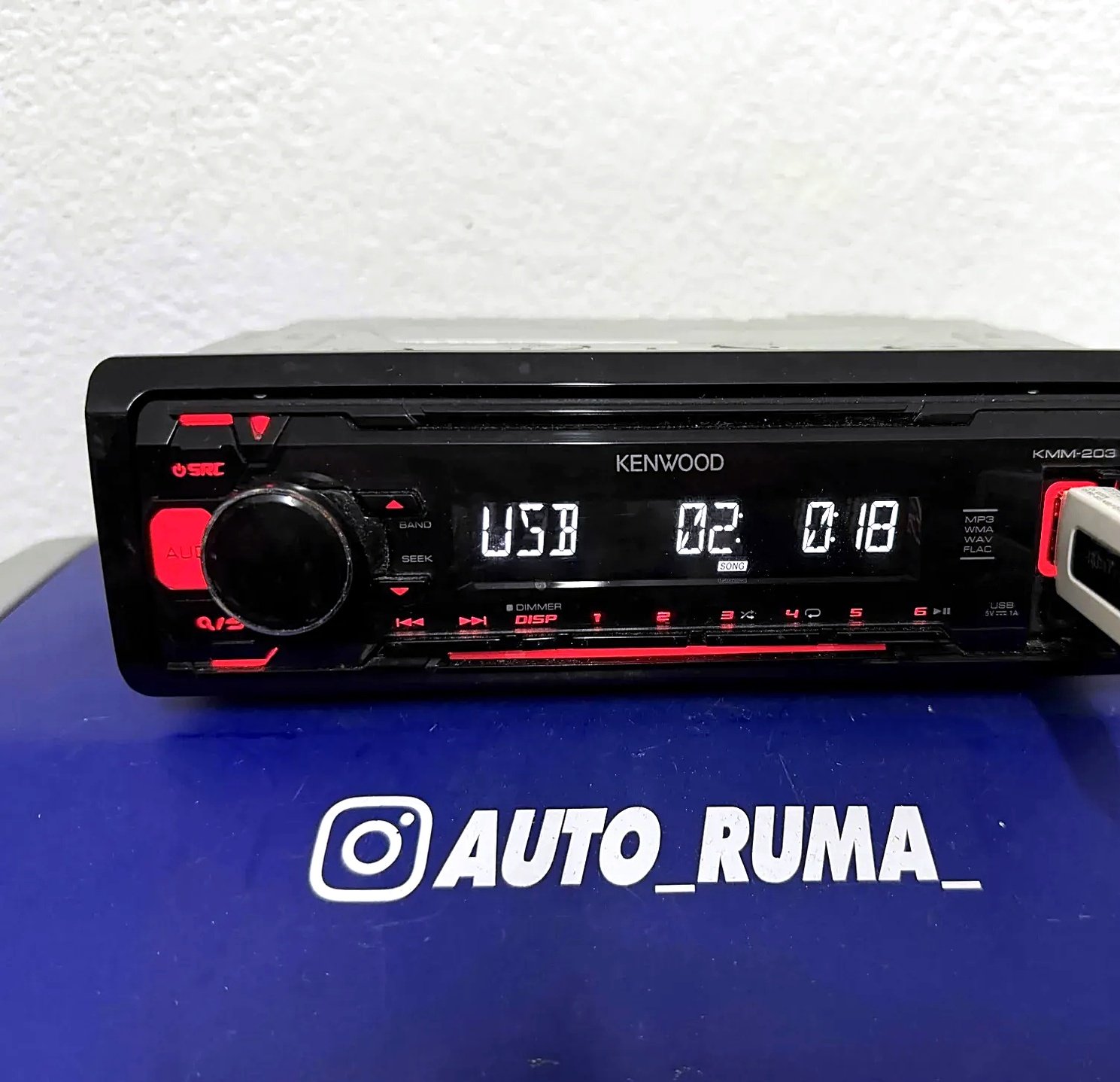 Kenwood KMM-203 USB Aux CD radio