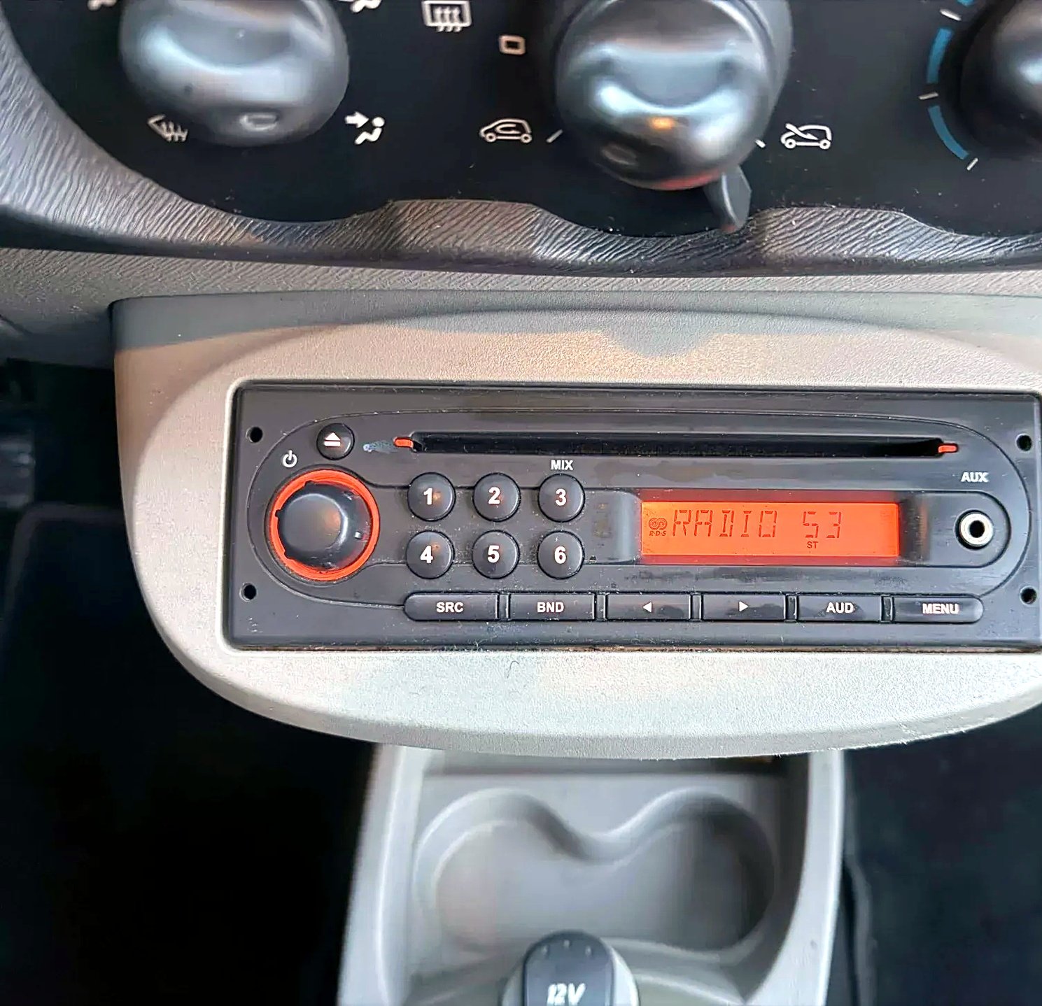 Radio CD AUX Renault Twingo Clio Megane Scenic