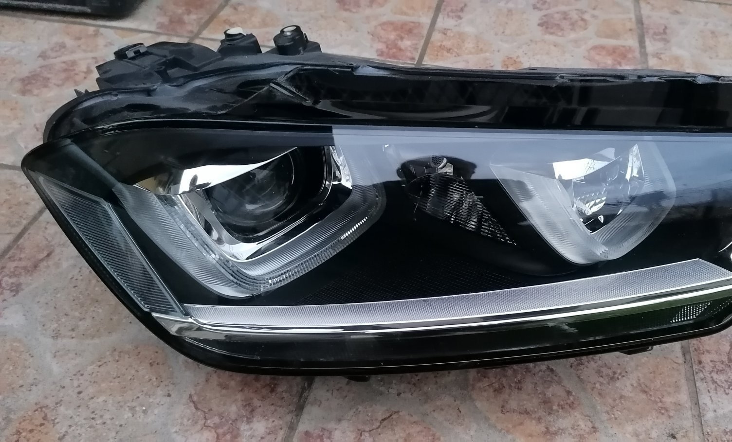 Right xenon headlight VW Golf Sportsvan 14