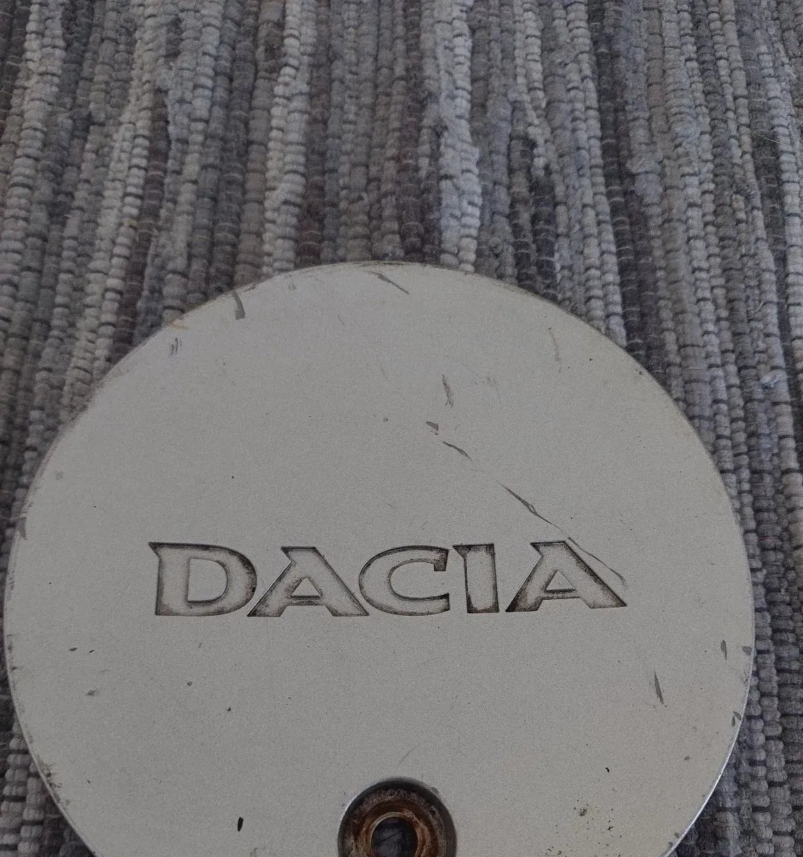 Колпак ступицы для алюминиевого диска Dacia