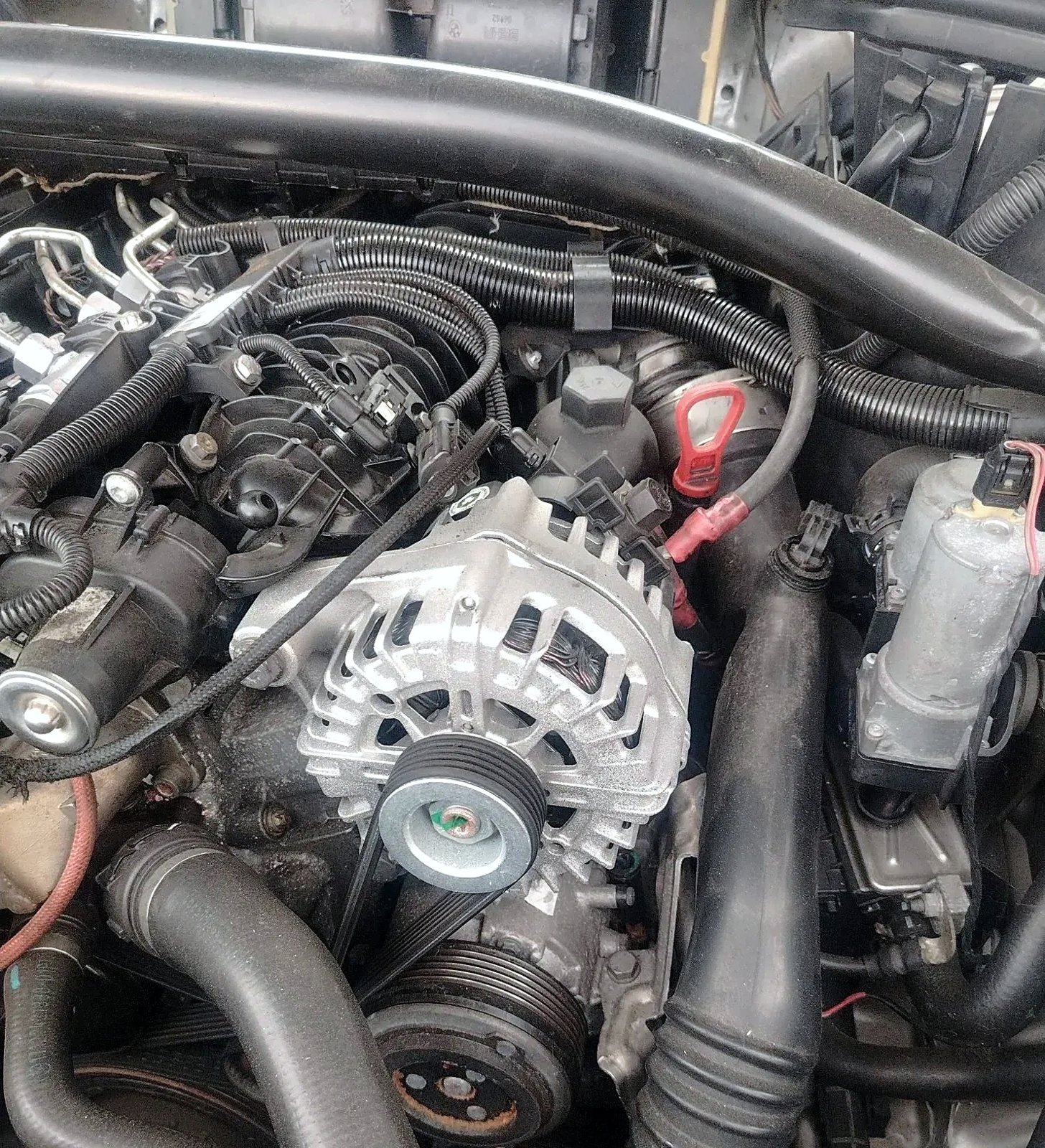 Alternator BMW X3 E83 2.0d N47