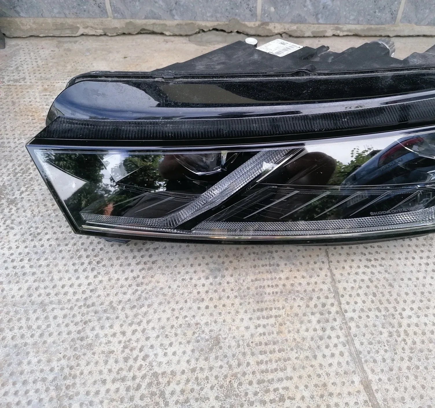 Levi prednji far Škoda Octavia IV Full LED