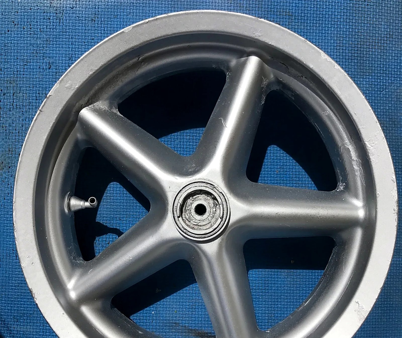 Front wheel rim 12x3.5