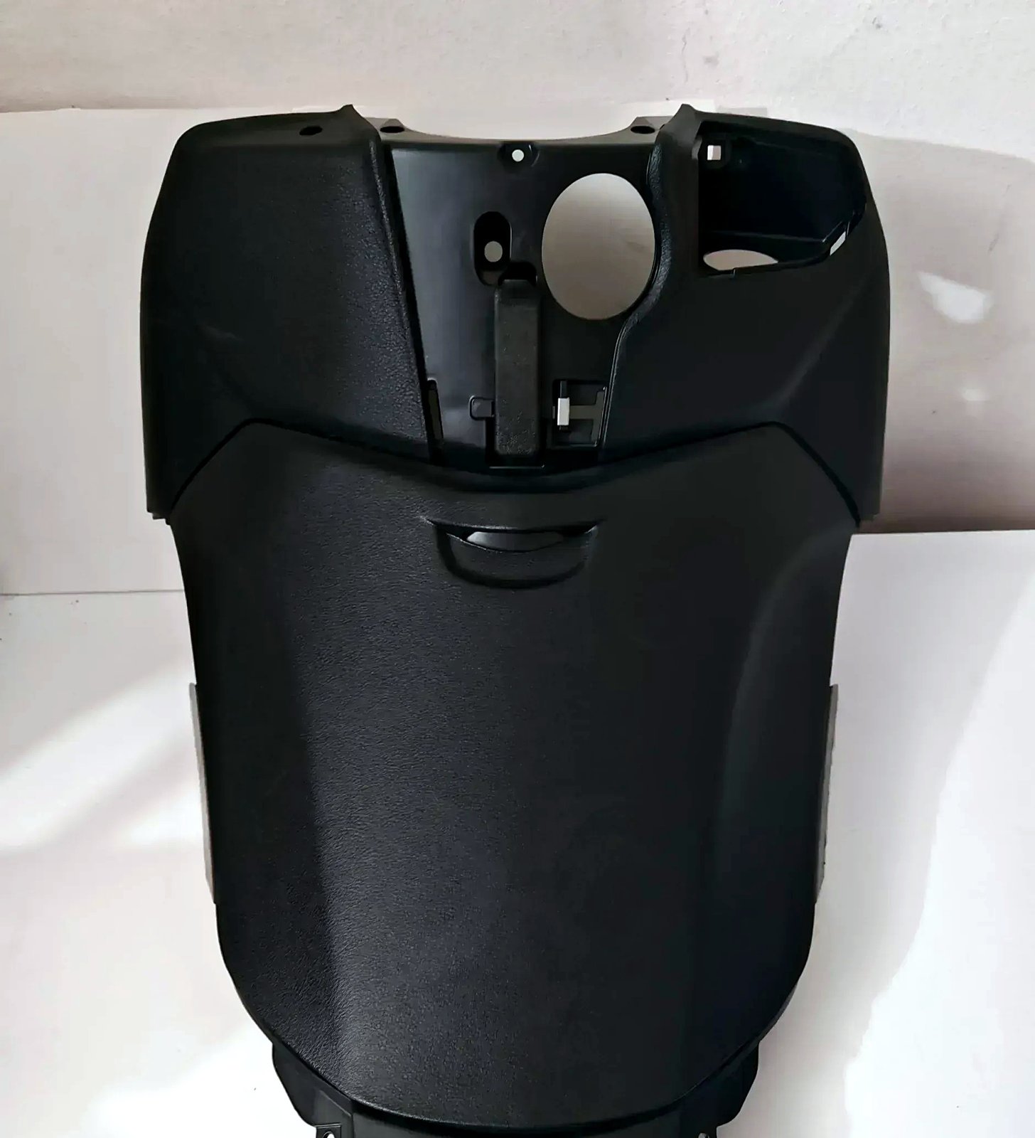 Prednja kaseta Piaggio Beverly 300 350 1B003713000B2