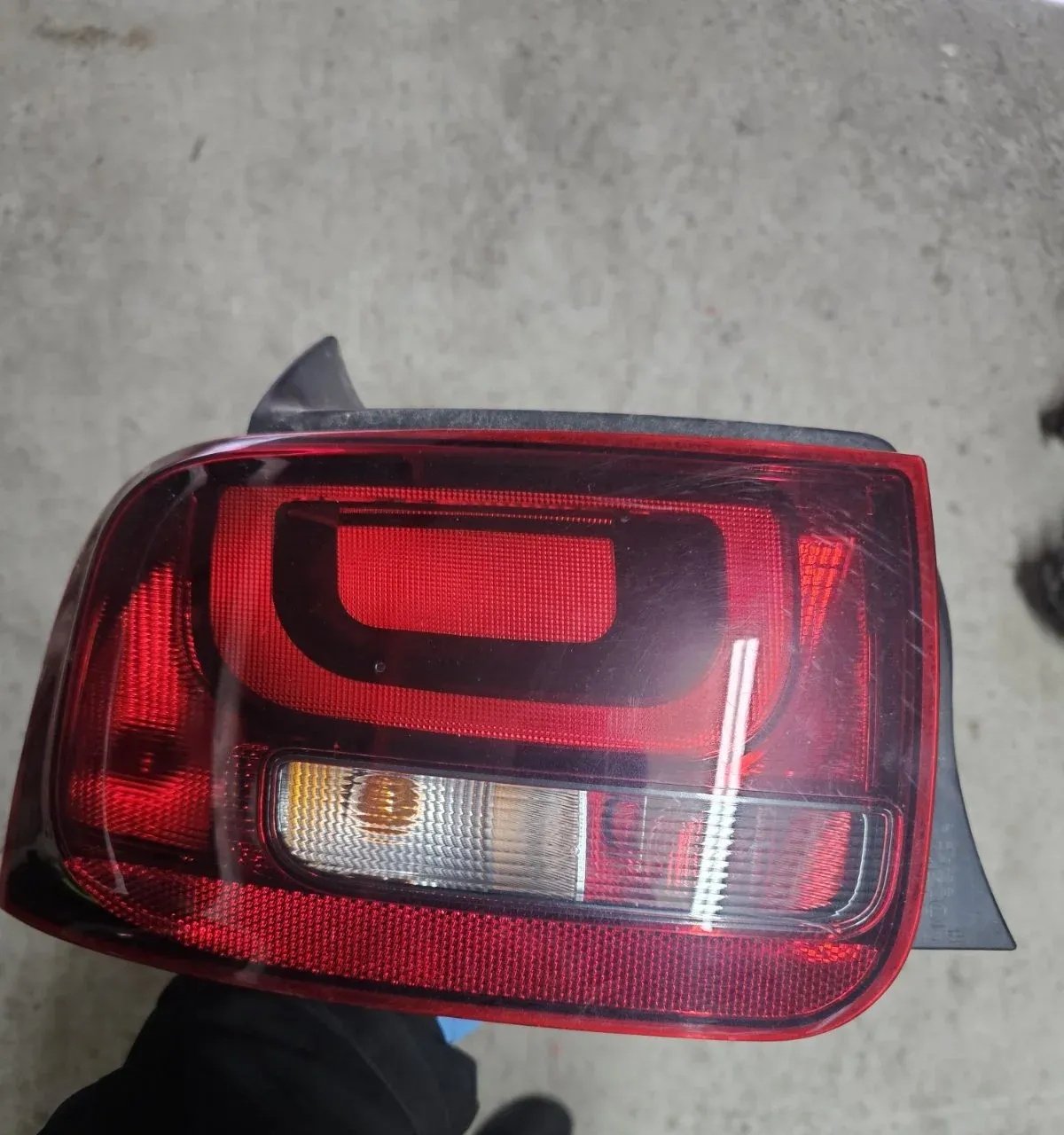 Rear left stop light Citroen C4 Cactus 9800916180
