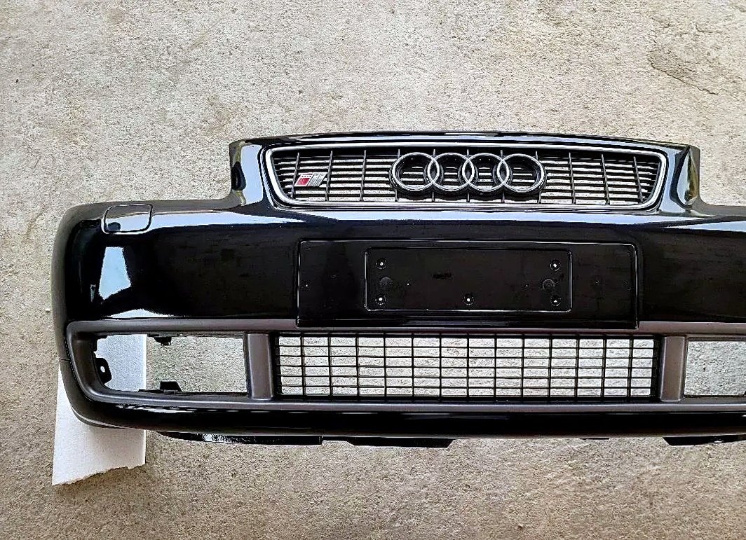 Prednji branik Audi S3 8L