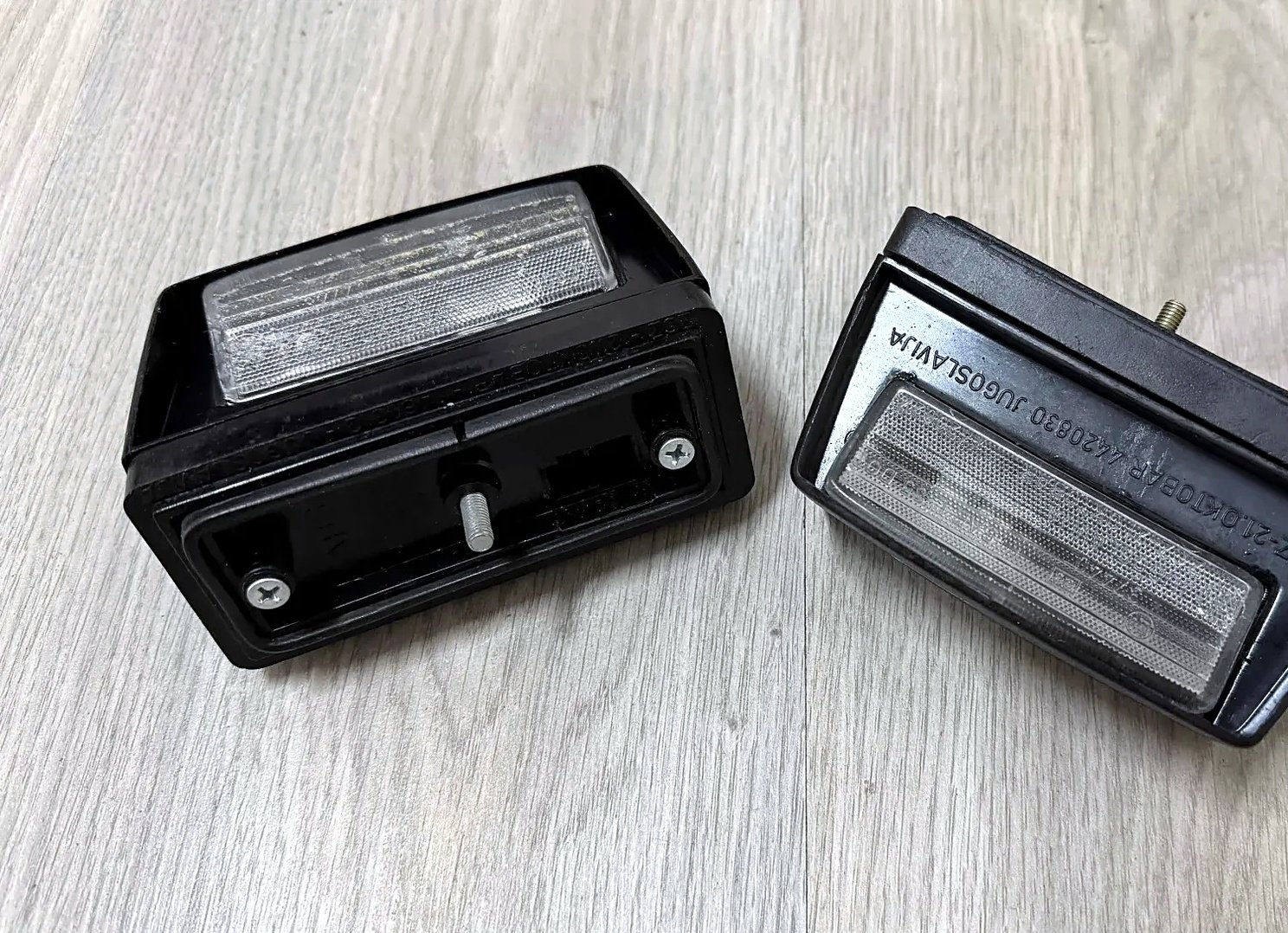 Light tablice for Yugo
