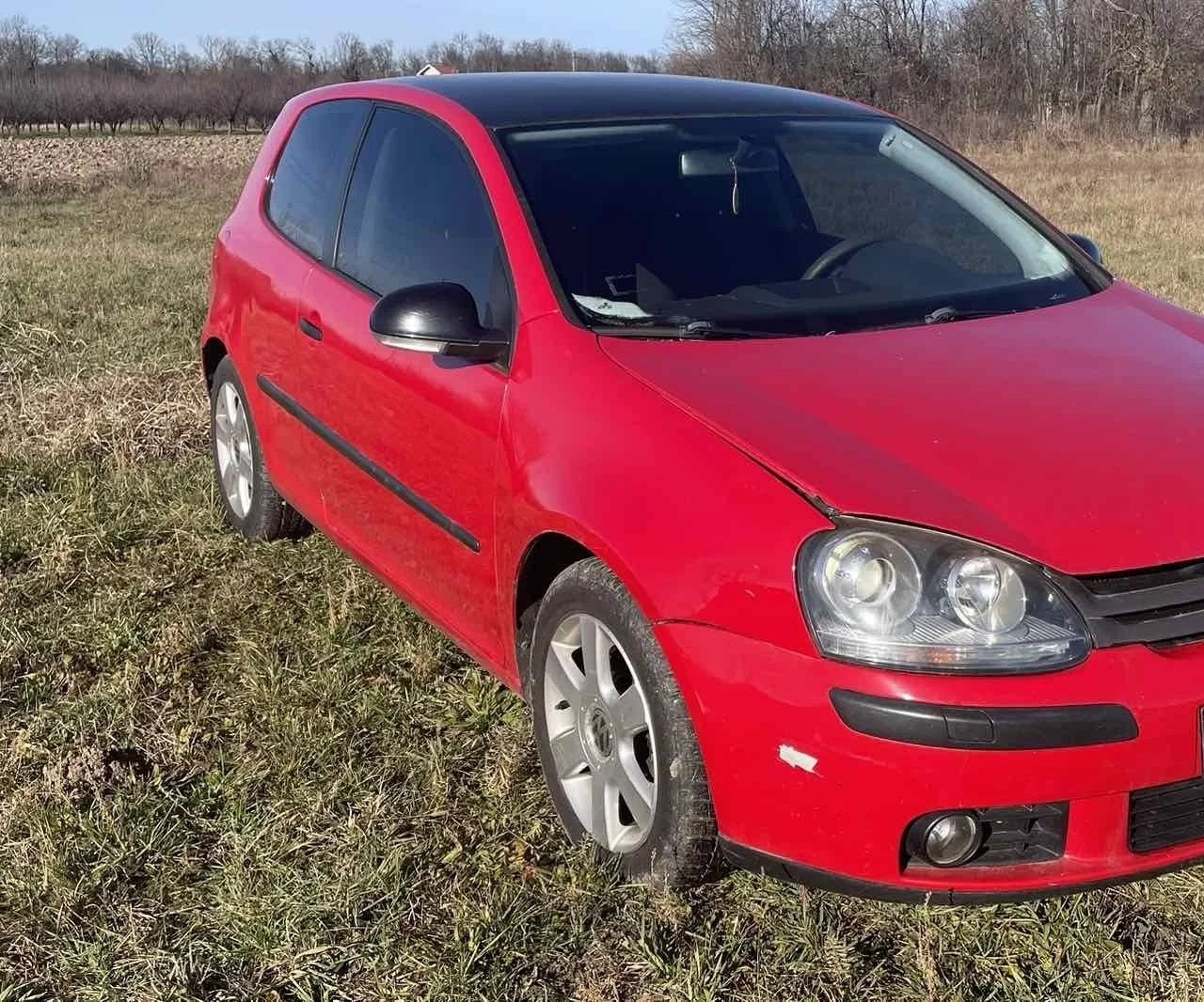 Капот VW Golf 5