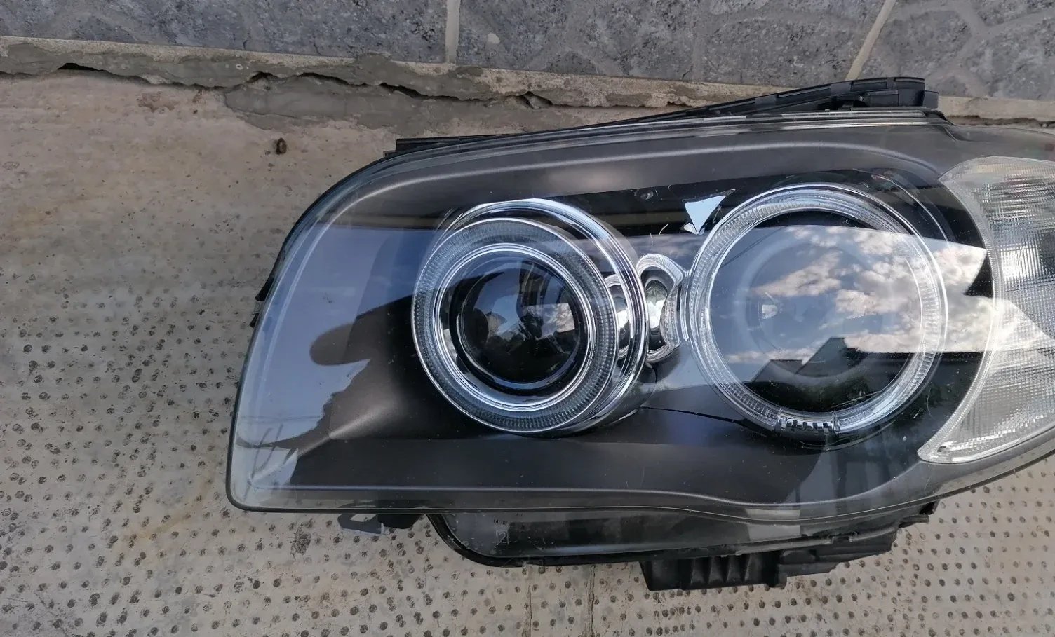 Front left xenon headlight BMW E87