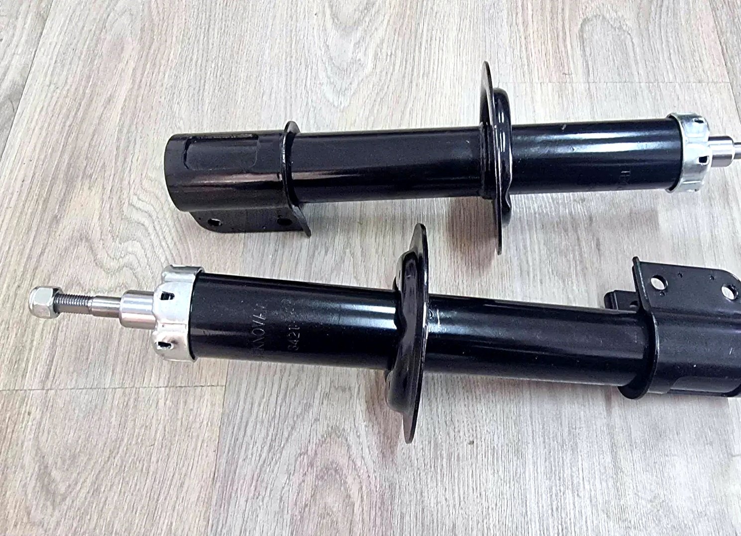 Front shock absorbers Fiat 127